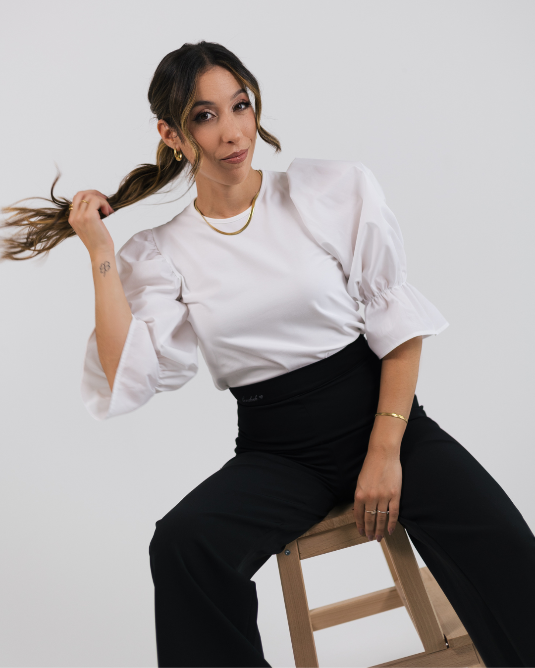 BE STRONG BLOUSE WHITE