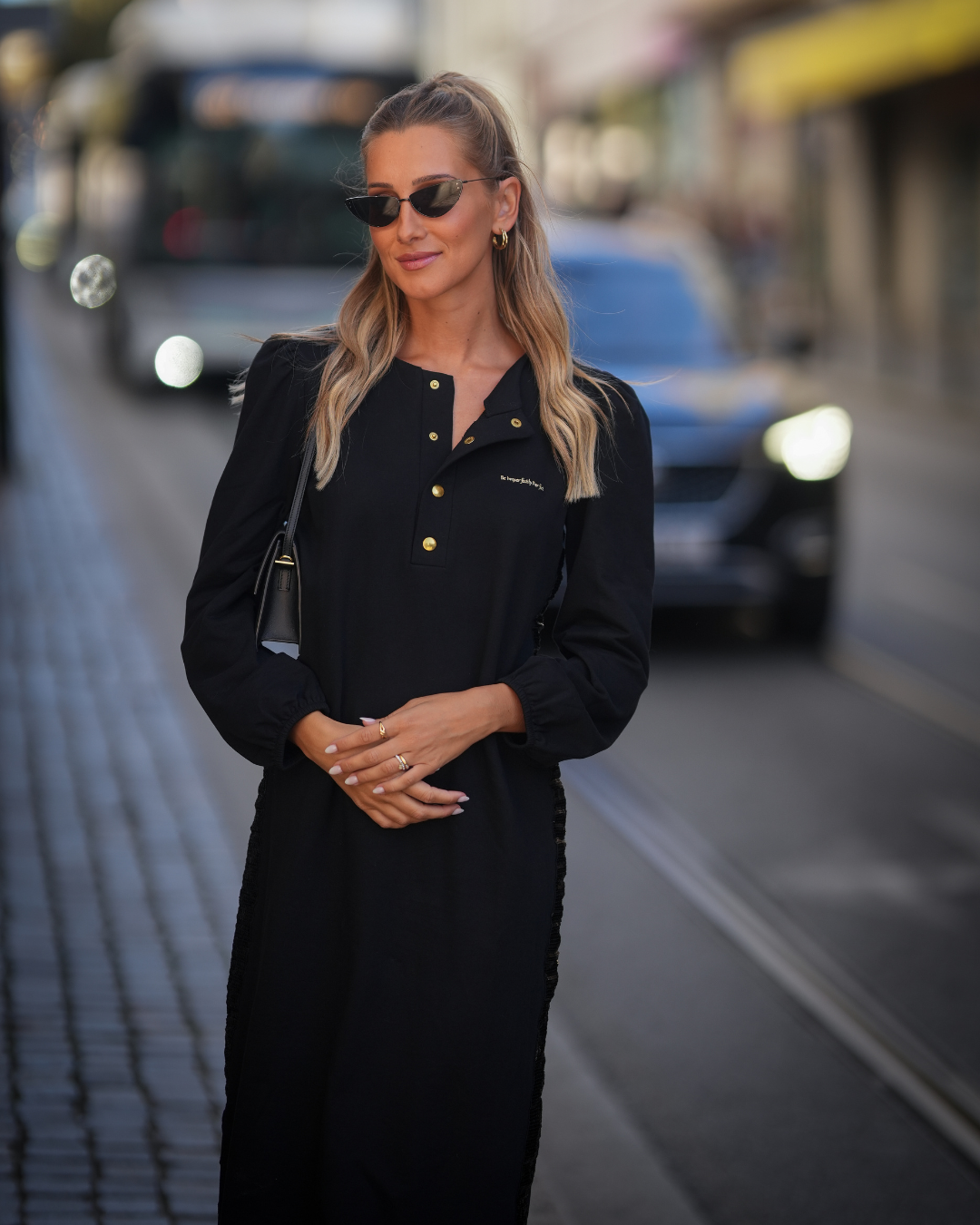 IMPERFECTLY PERFECT DRESS BLACK