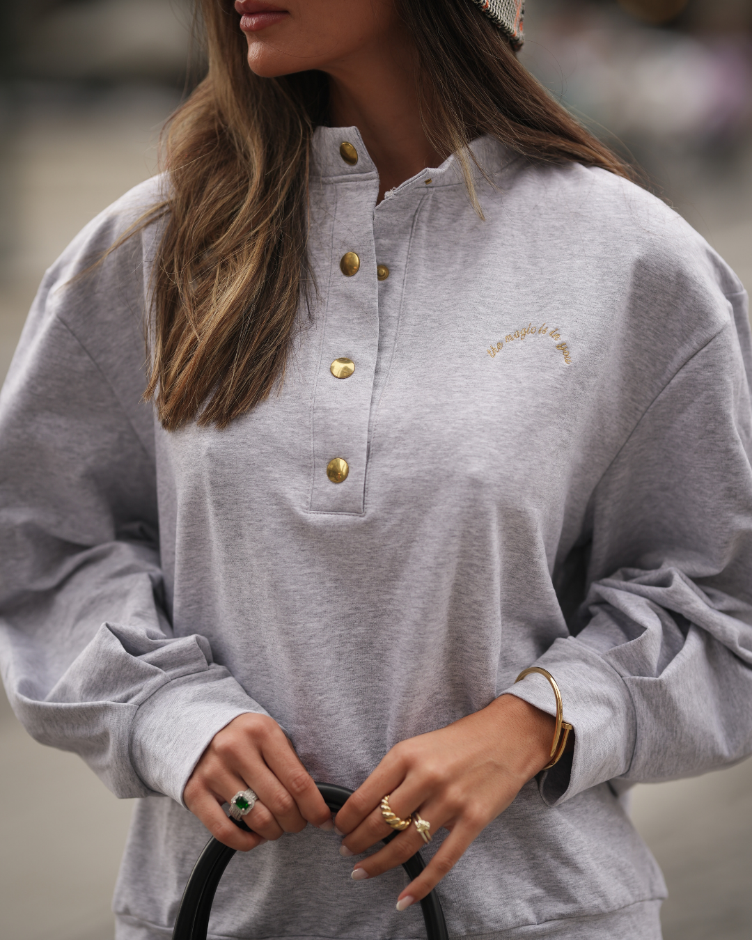 MAGIC SWEATER GREY