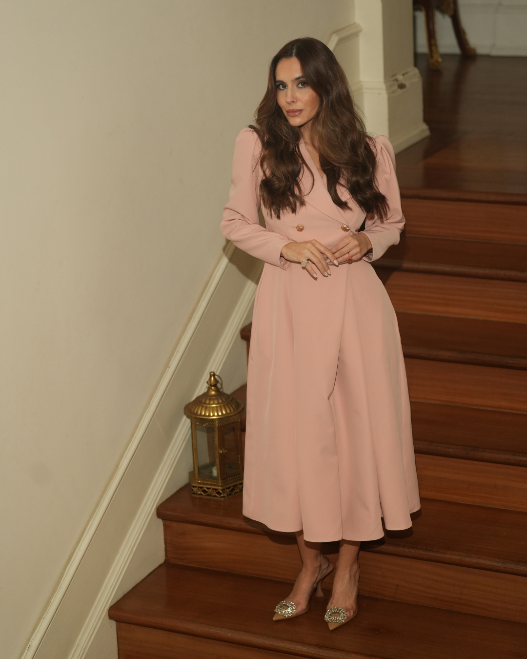 VESTIDO Y ABRIGO DE MUJER FLOR