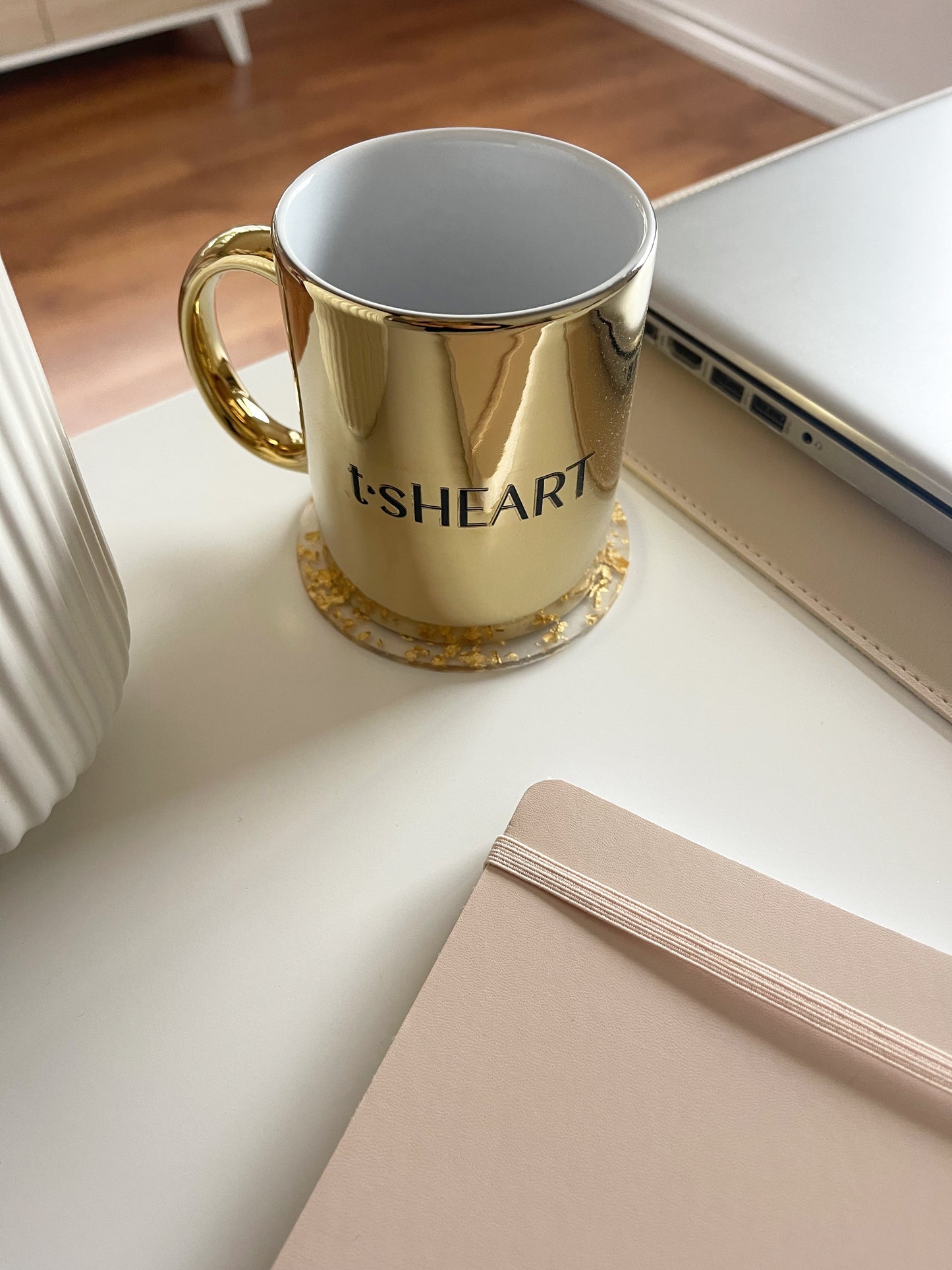 GOLDEN MUG T-SHEART